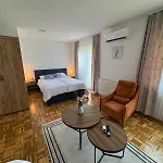 & - Insula Appartement Bihać