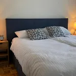 & - Insula Appartement