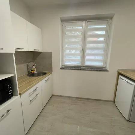 & - Insula Apartment
